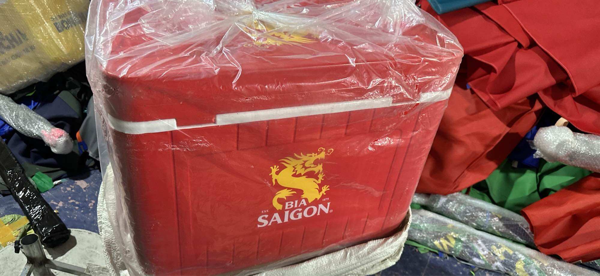 Thùng đá lớn 85 lít hkm nguyên tem