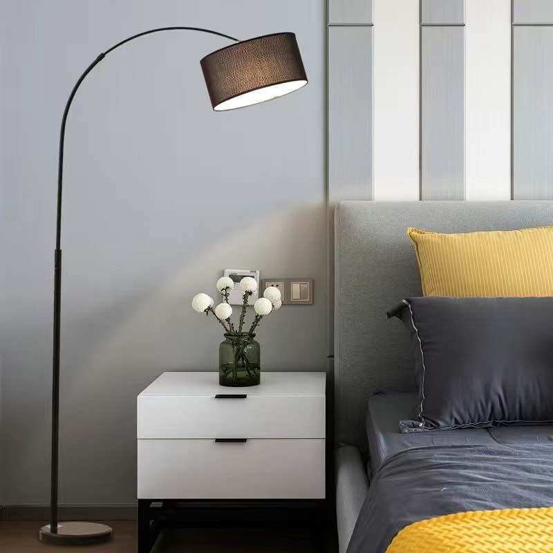 Đèn cây đứng decor B136