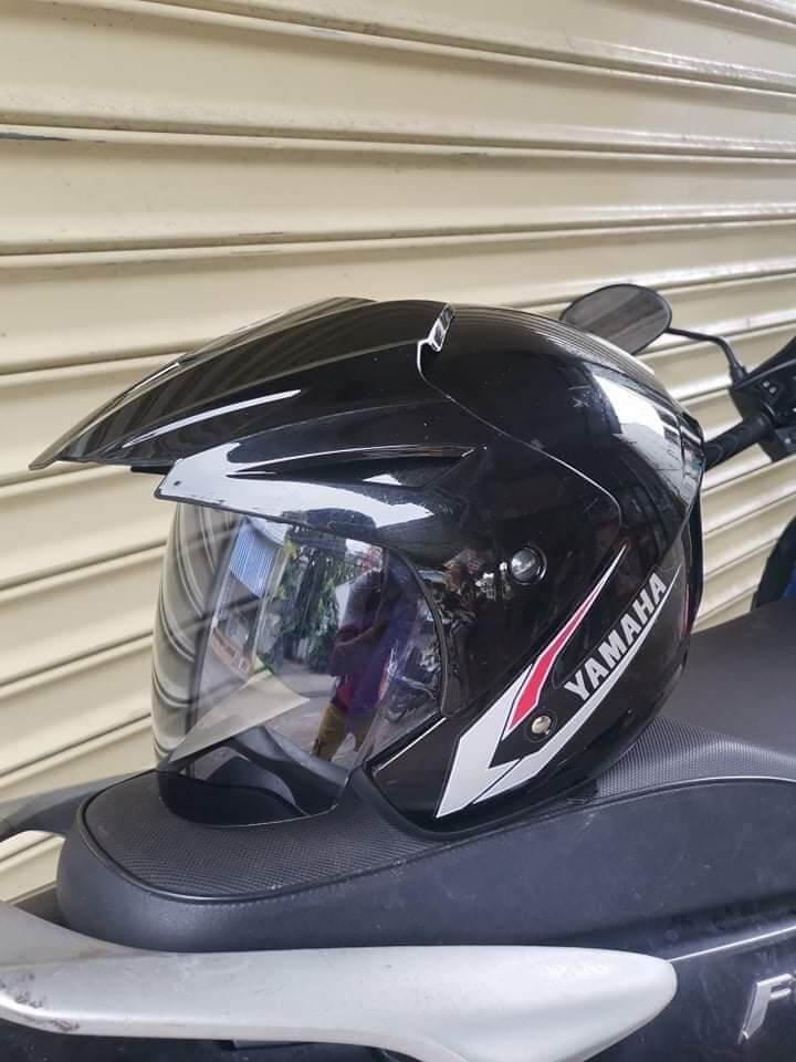 Nón bảo hiểm yamaha 3/4 nhập khẩu theo xe nhập khẩu indossia sản xuất.