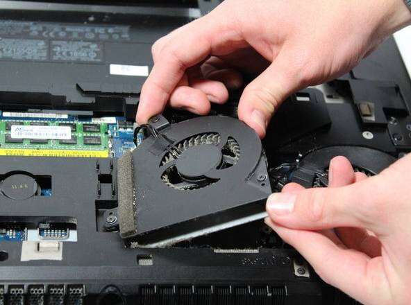Quạt CPU của máy tính laptop