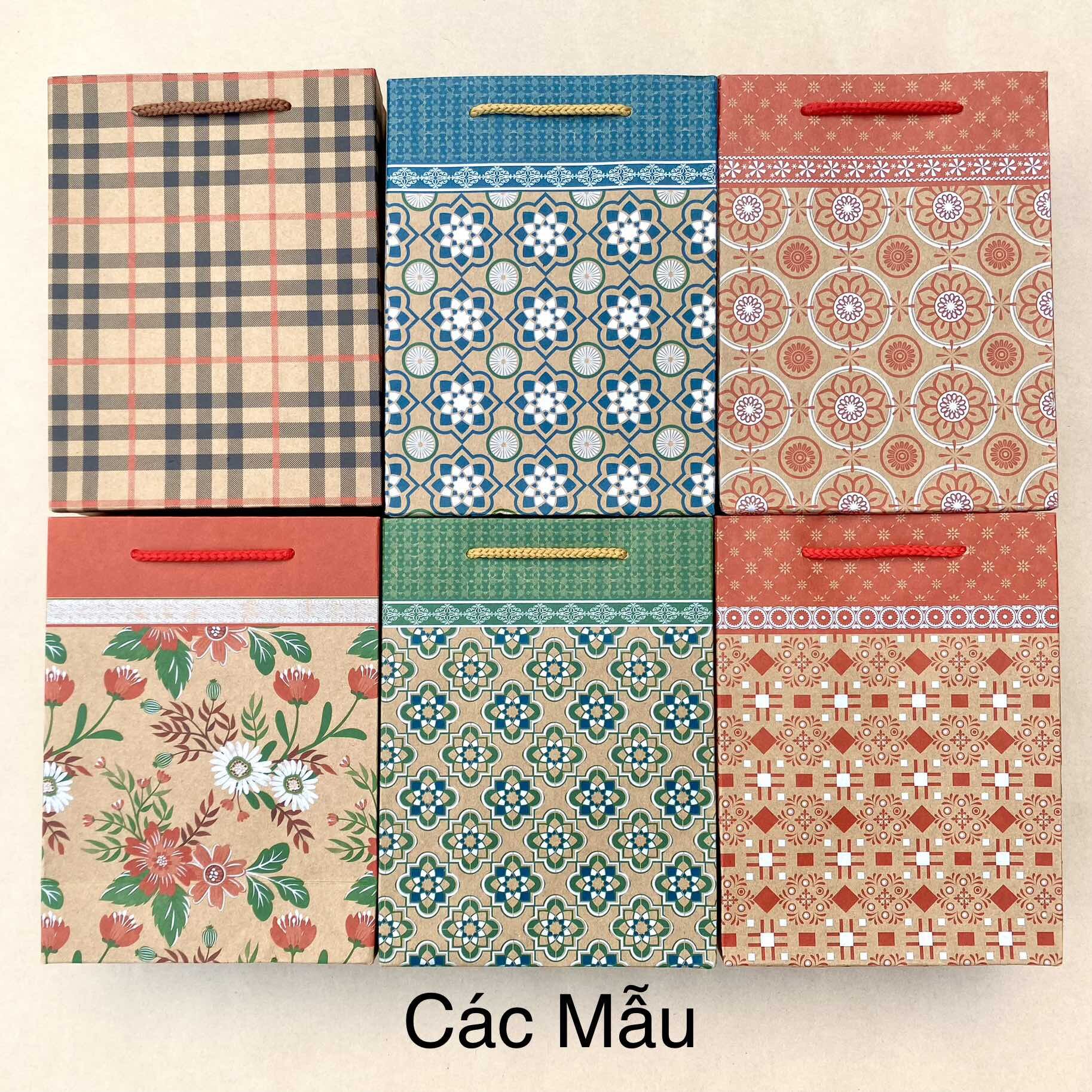 Túi giấy đựng quà số 6 combo 70c số 6