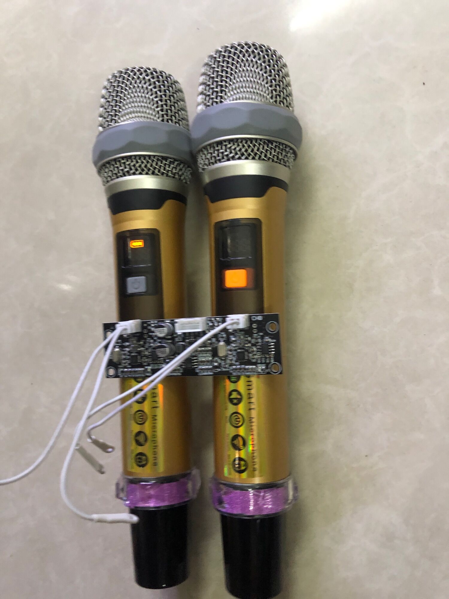 [HCM]Micro UGX 20II dùng cho loa kéo cực hay