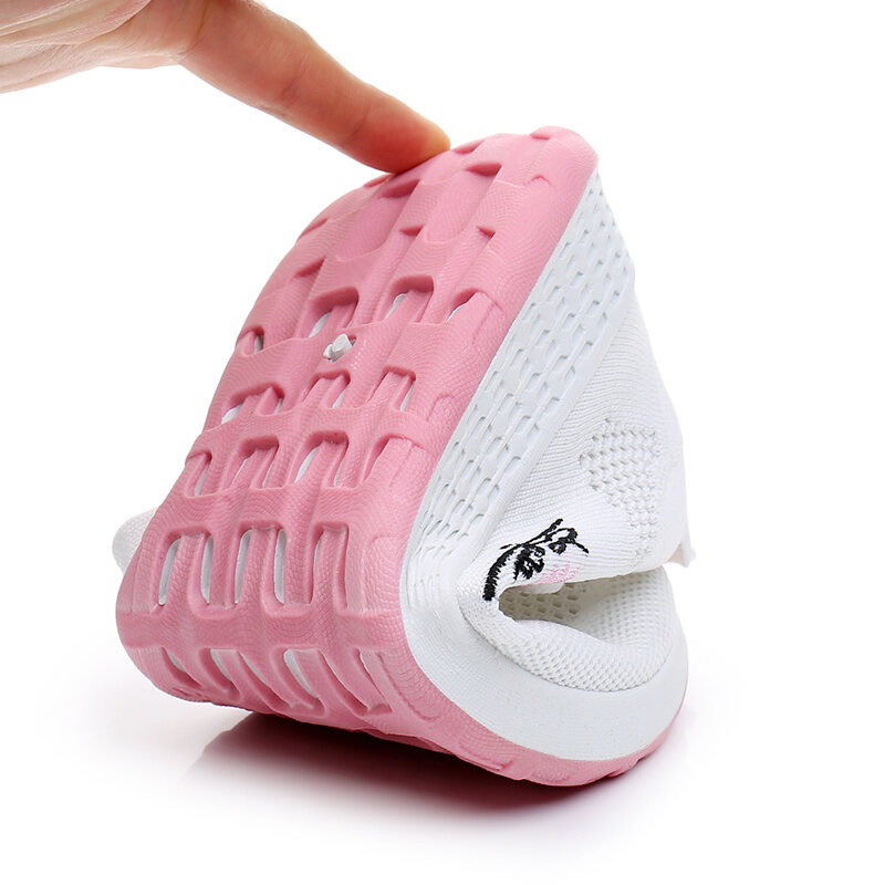 Giày Lưới Thể Thao Thường Ngày Giày Trắng Nữ Phong Cách Hàn Quốc Giày Vải Bắc Kinh Cổ Mẫu Mới 2023 Mùa Hè Giày Cho Mẹ Mặt Lưới Nữ