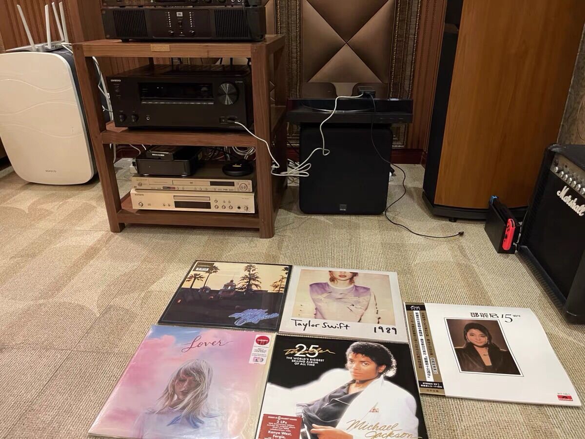 Đĩa nhạc than Taylor Swift Lover 12 inch