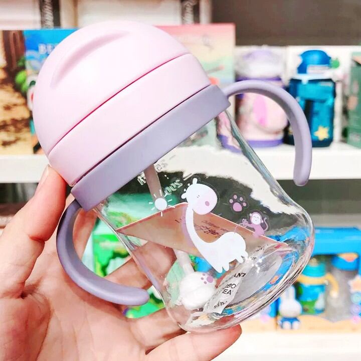 Bình tập uống nước cho bé