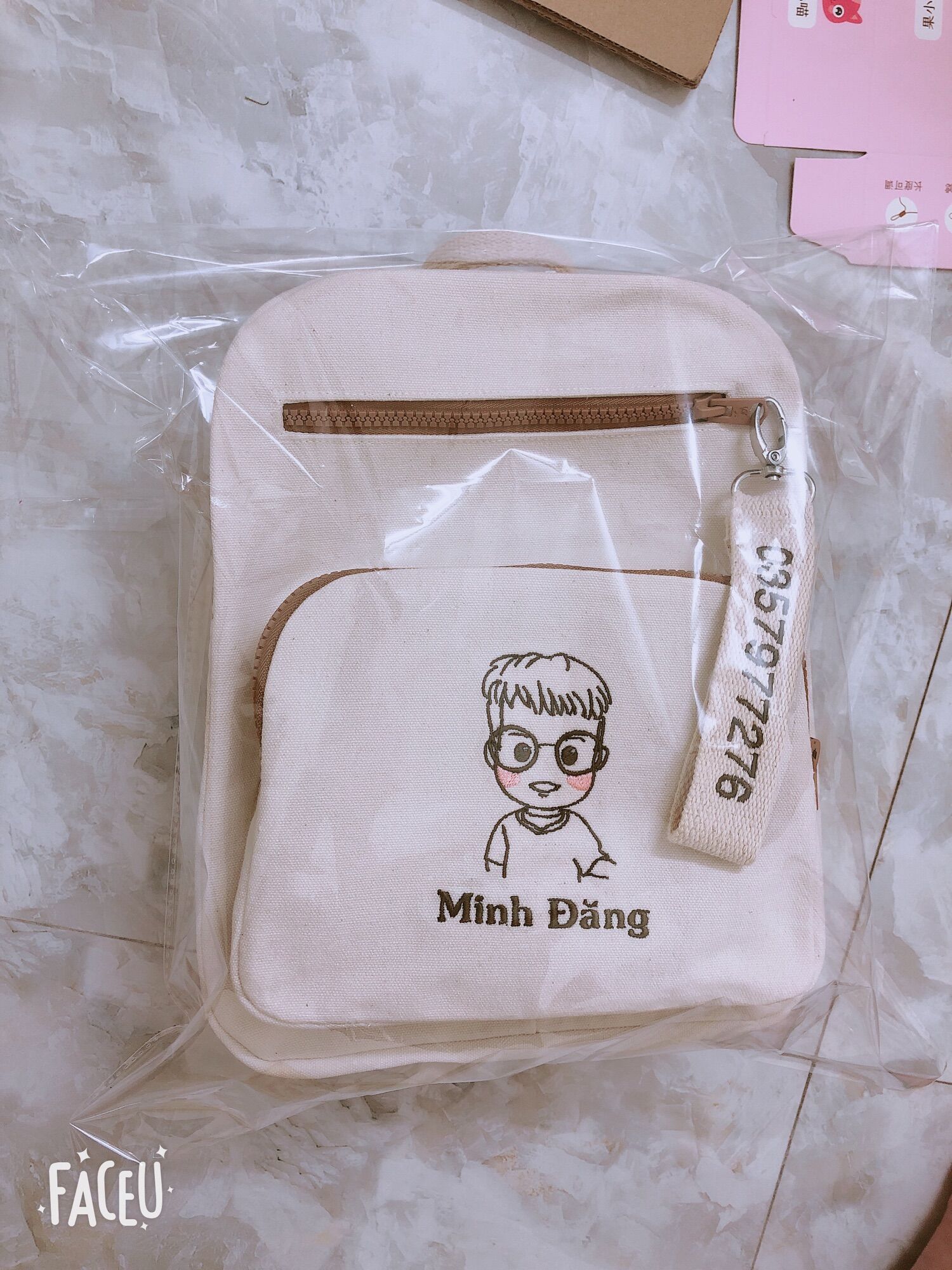 Balo thêu tên style Hàn Quốc cho bé