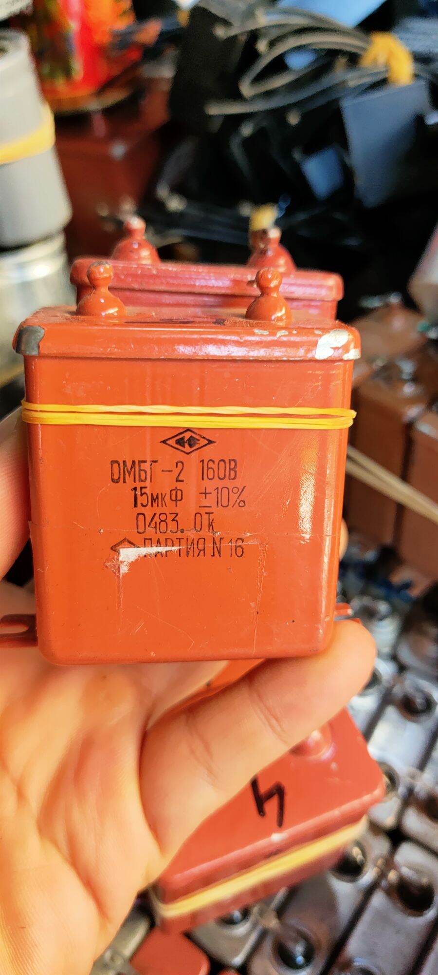 Tụ nga 15uf 160v