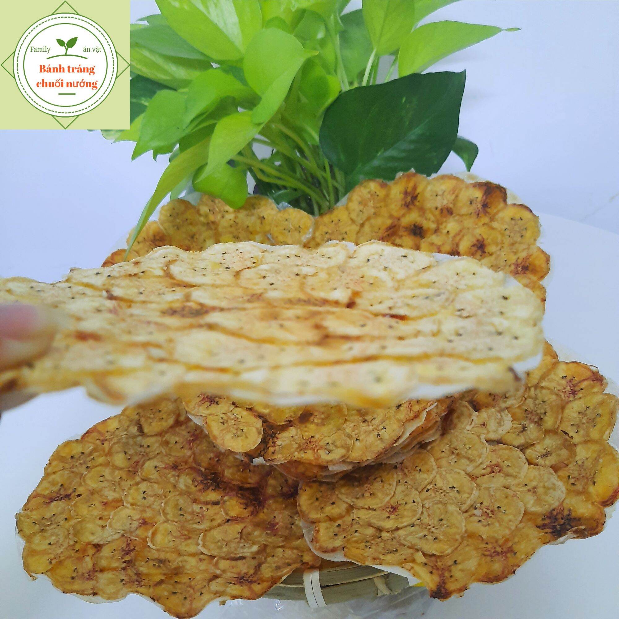 Bánh tráng chuối nướng - Giòn, dẻo, thơm (quen nhưng lạ)