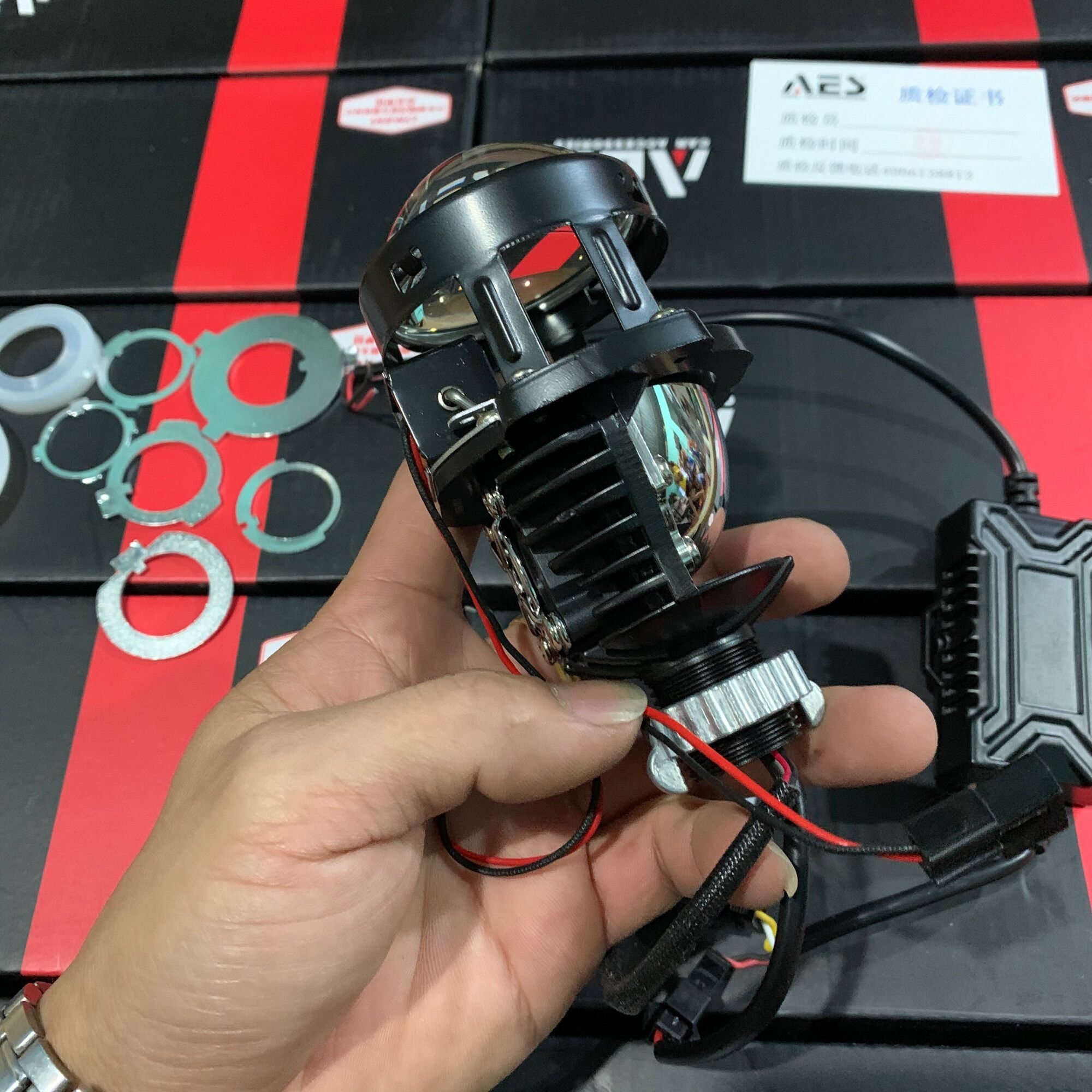 Bi Led AES 2.0 Thân Zen Tặng Chụp Xi ( Giá 1 Cái)