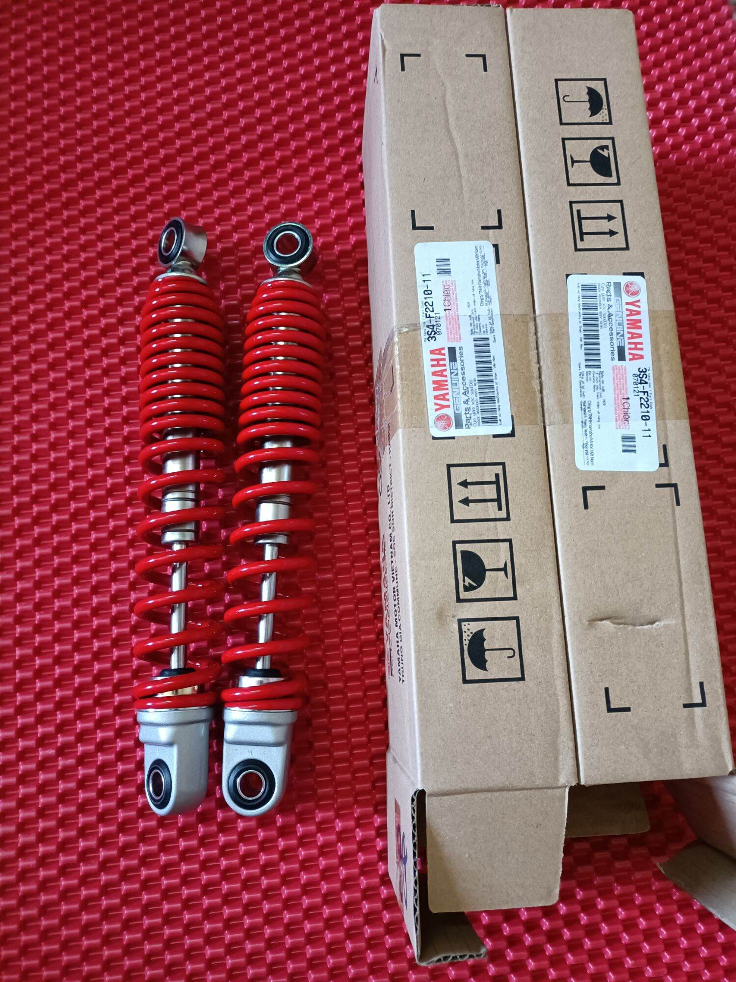 Phuộc sau Sirius  - giá 1 cặp