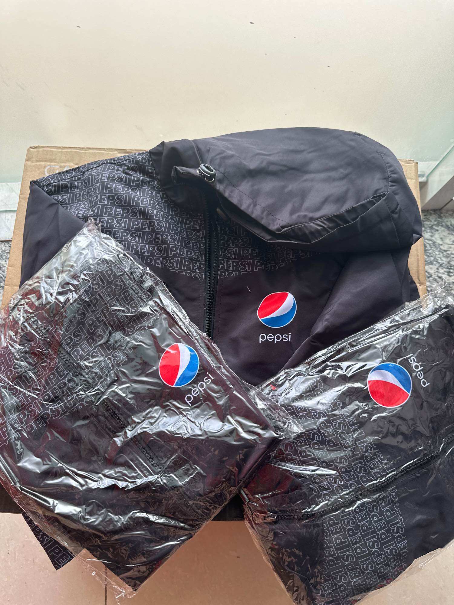 Áo khoác pepsi dù