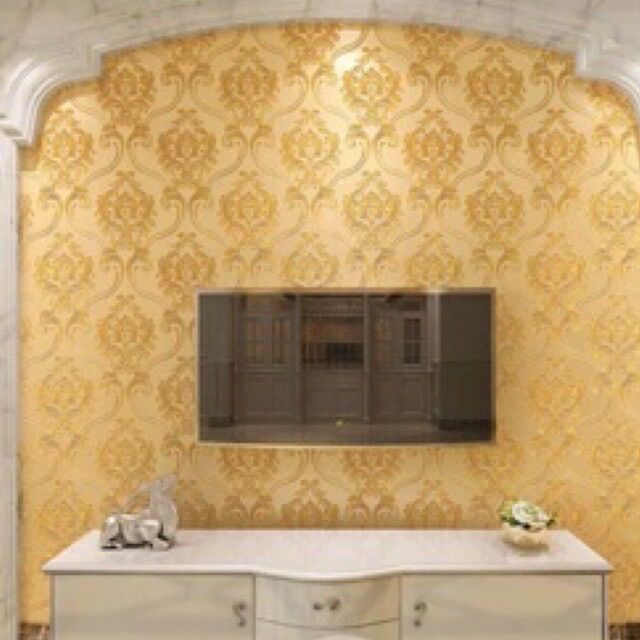 Giấy dán tường 3 D màu vàng hoa văn rộng 53cm ( dùng keo sữa dán )