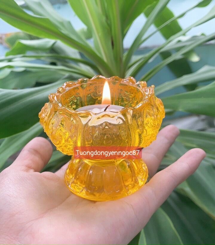 Đế đốt nến vàng