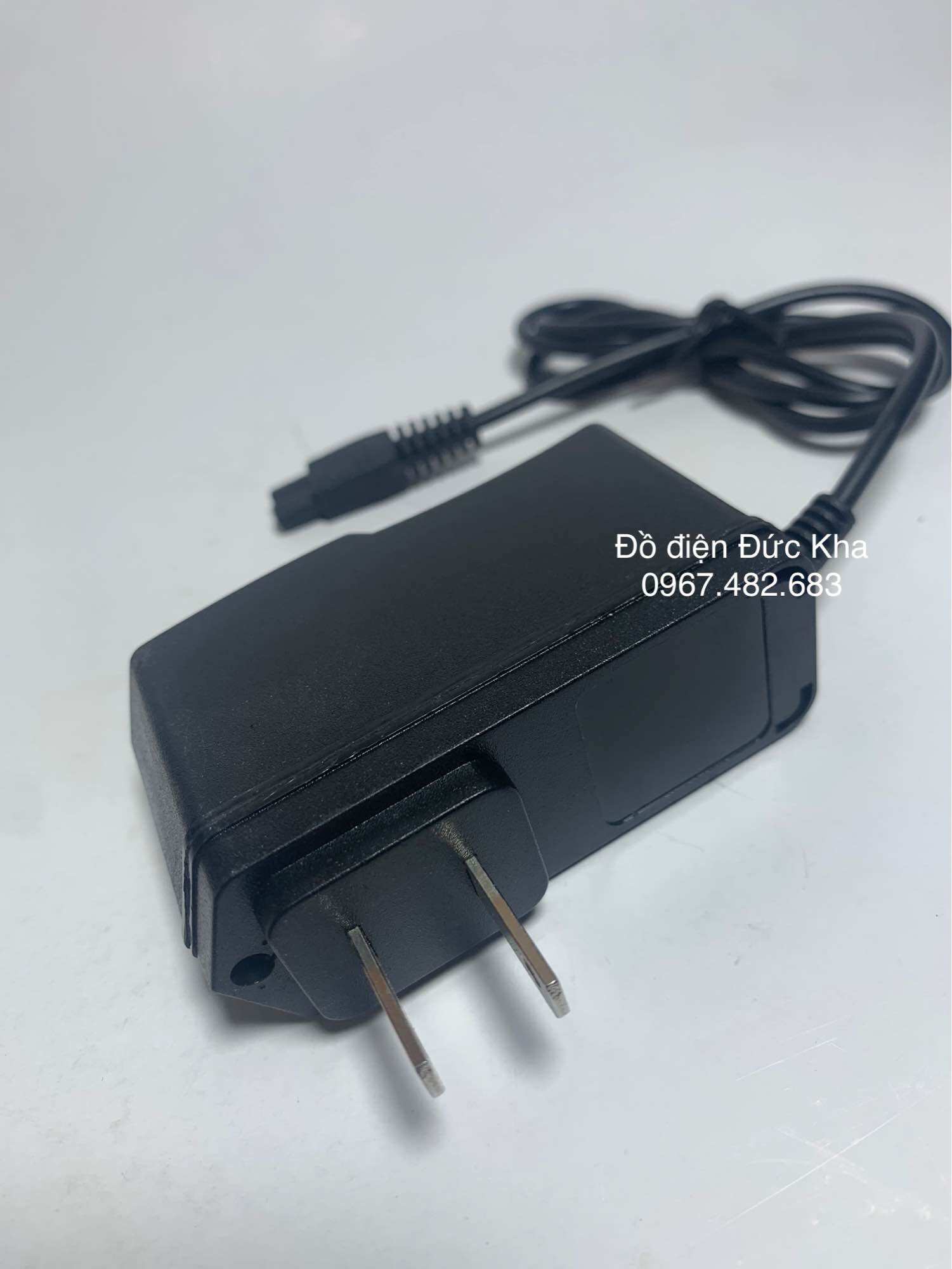 Cục sạc chính hãng đèn pin đội đầu K25