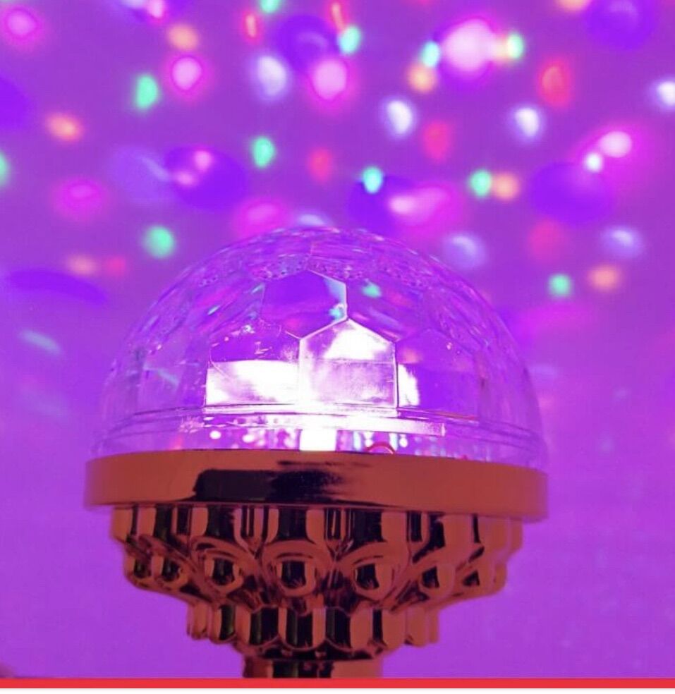 Bóng đèn led 7 màu xoay cảm ứng