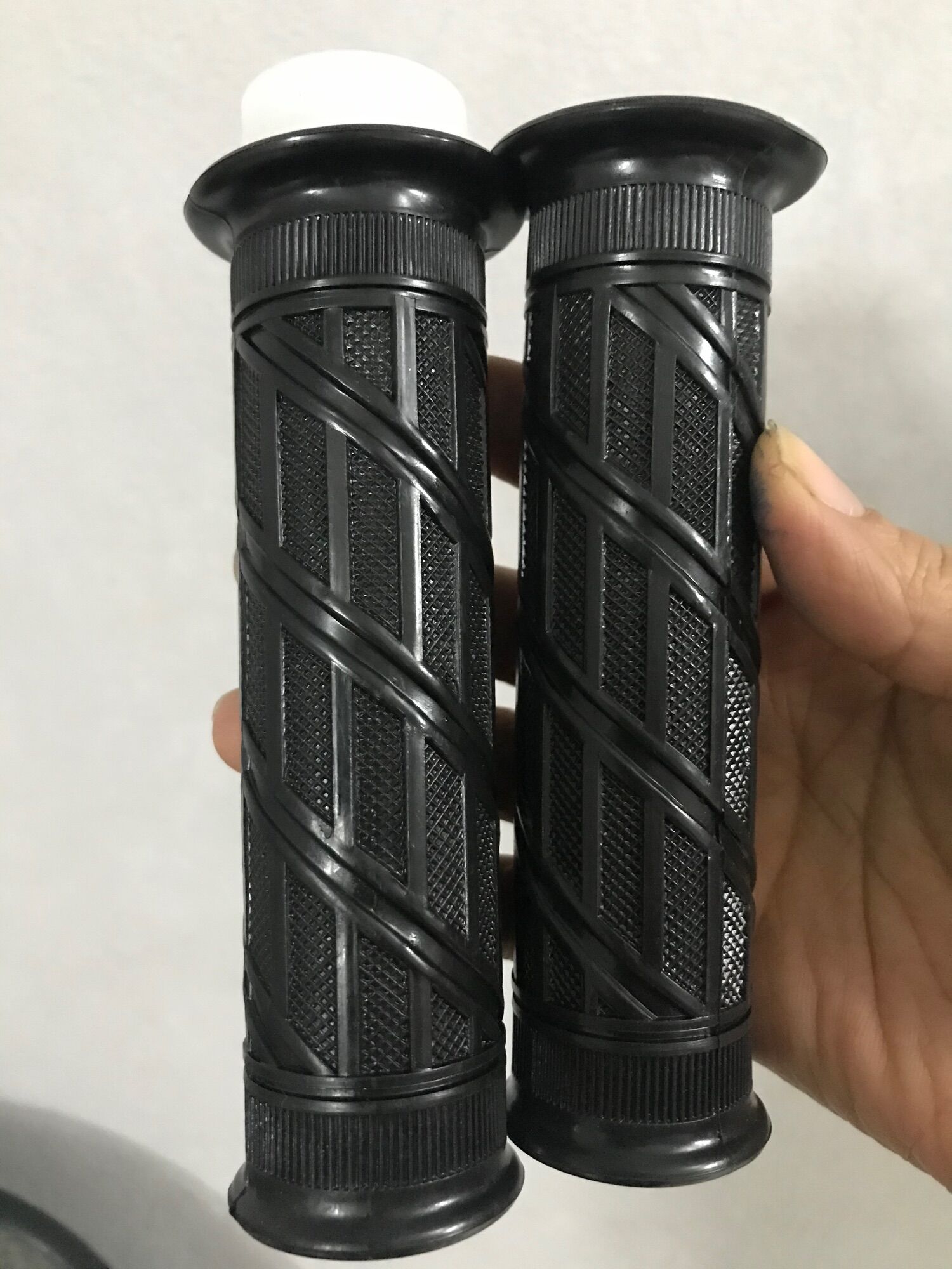 Bao tay win theo xe , tay nắm xe win có lõi ga
