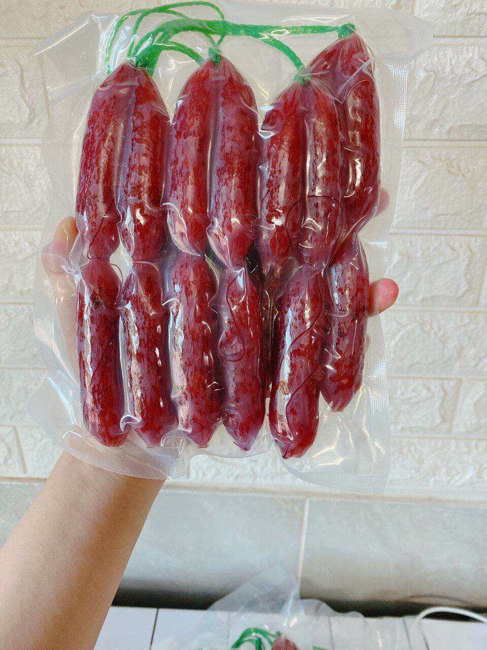 500gr Lạp xưởng thịt khô, ngon, nạc nhiều