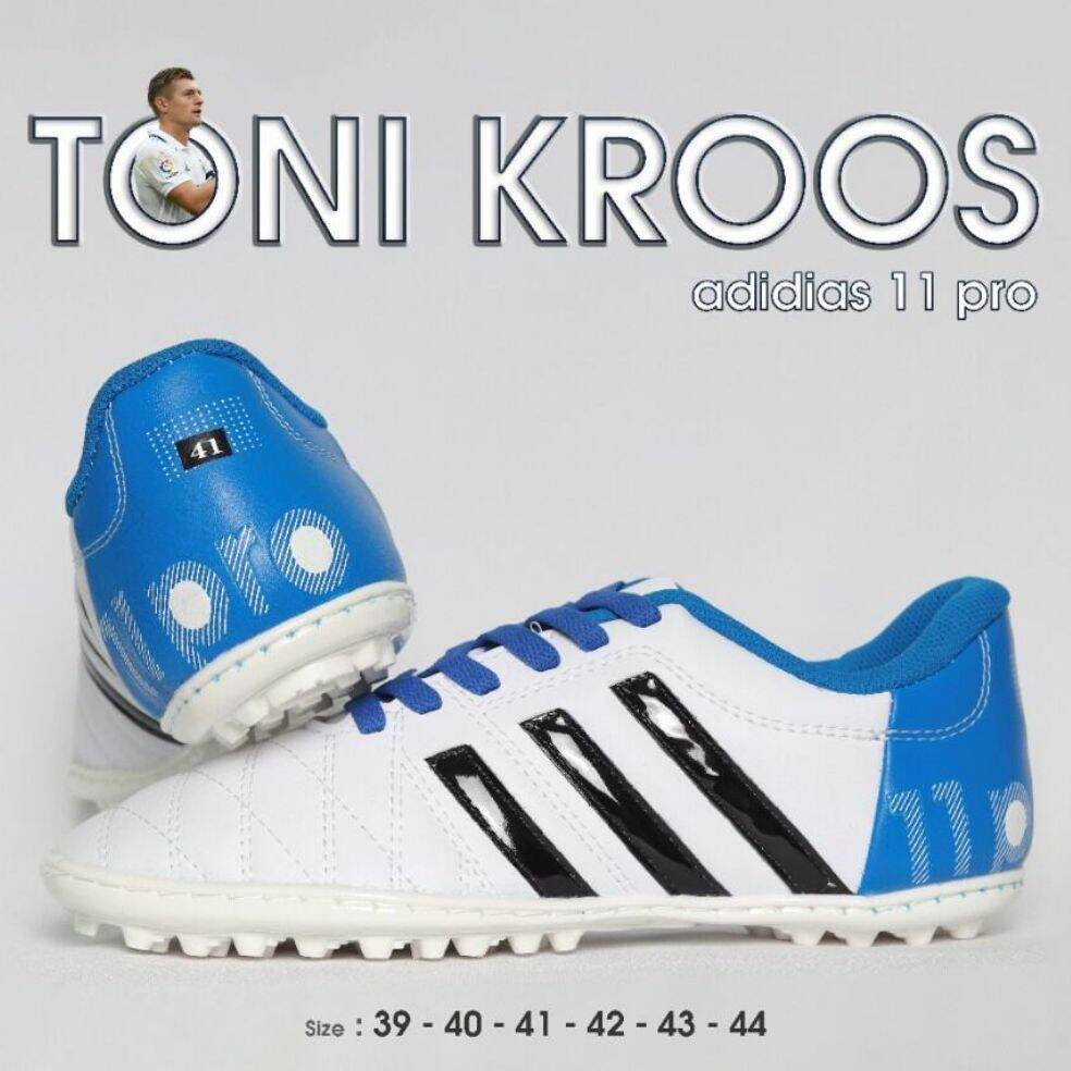 Giày bóng đá 11Pro Toni Kroos Winbro - Phù hợp sân cỏ nhân tạo