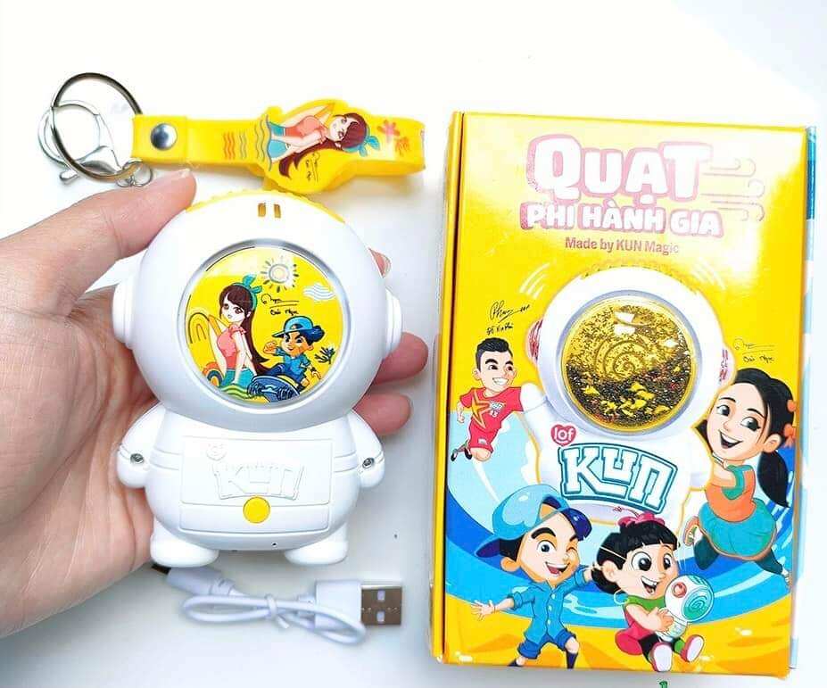 quạt kun phi hành gia mới ( ngẩu nhiên)