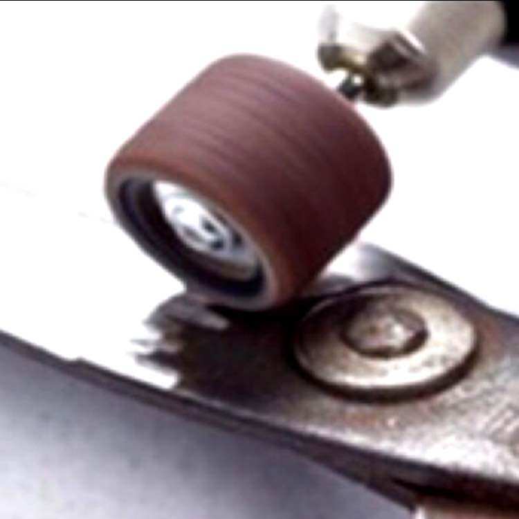 Đầu chà nhám gắn trục 6.35mm grit 240
