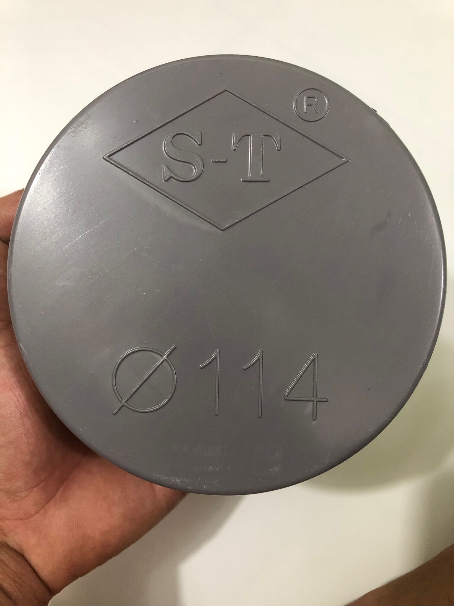 Nắp Bịt. Bịt Trơn PCV Của ST (90-114)