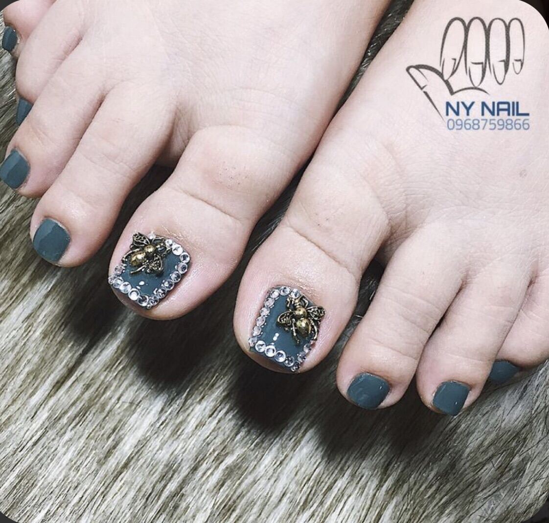 Nail box Móng chân up thiết kế theo form mẫu đỏ đính đá tặng kèm dũakeo  mini  Shopee Việt Nam
