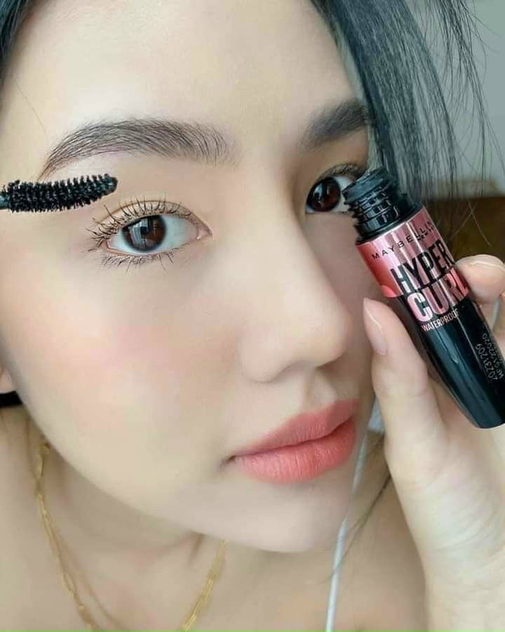 Mascara Làm Cong Và Dày Mi May-be-line Volum' Express Hyper Curl