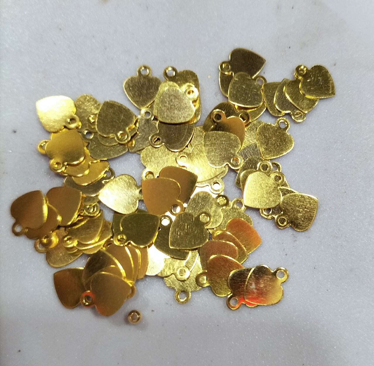 Charm mặt tim cao cấp làm khoá xích tăng đơ
