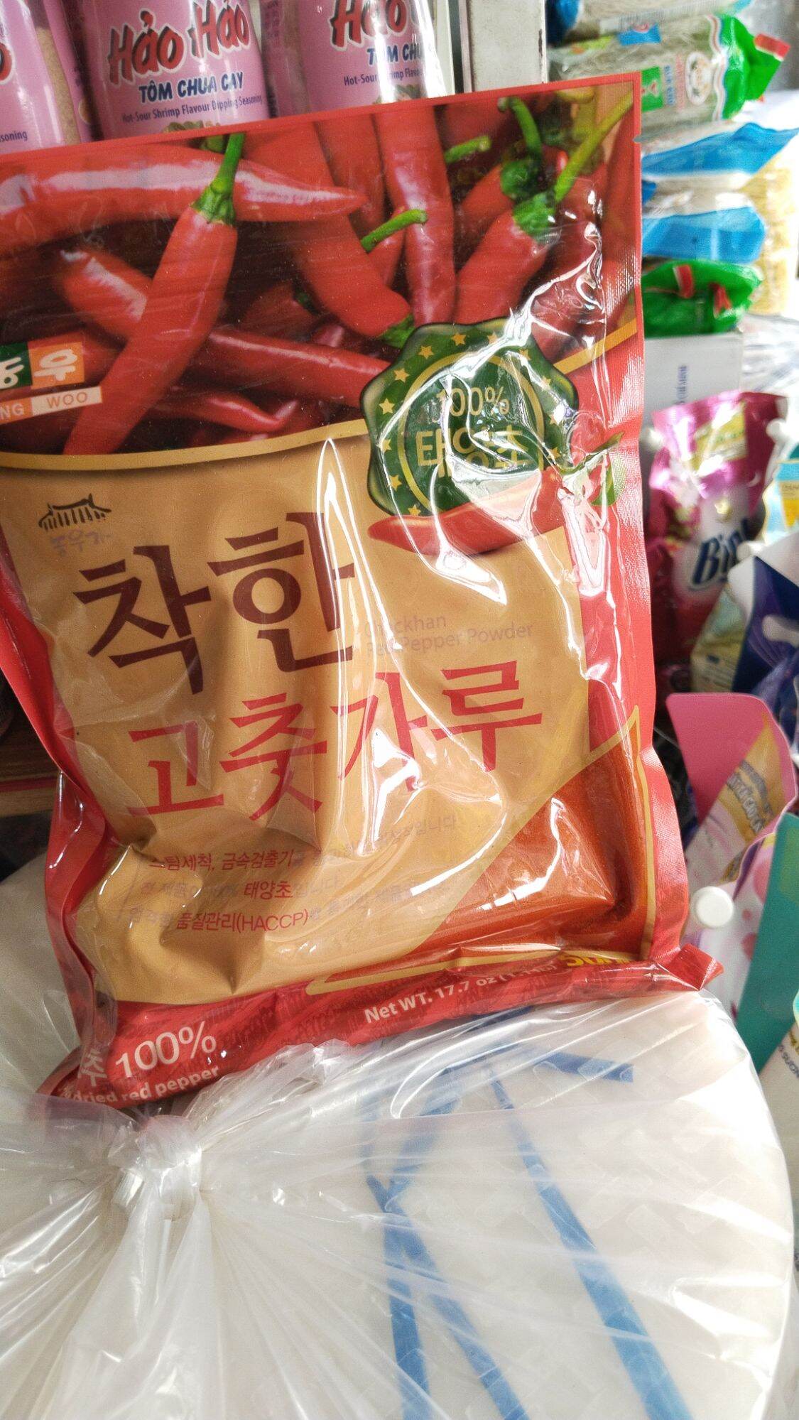ớt bột Hàn Quốc 500g canh mịnh - 100% - bao bì nhựa trong suốt - hình ảnh ớt đỏ - phù hợp nấu ăn - cảnh siêu thị