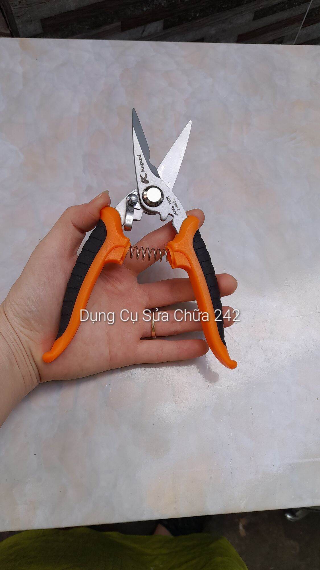Kéo cắt tỉa cành Kapusi