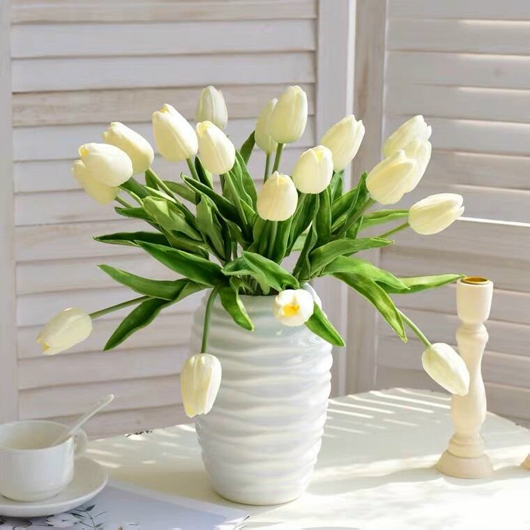Hoa Tulip Giả