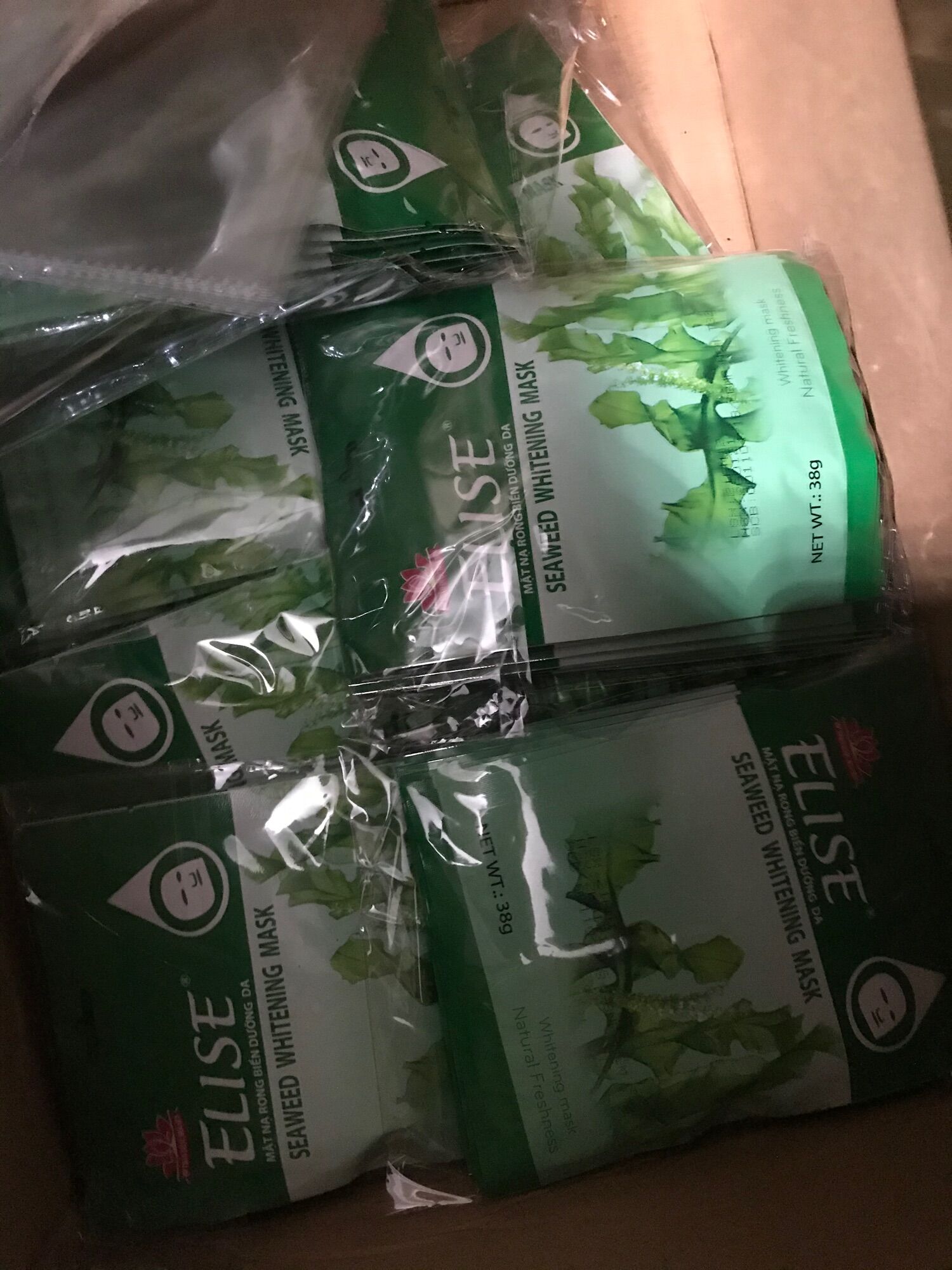Mặt nạ Elise rong biển