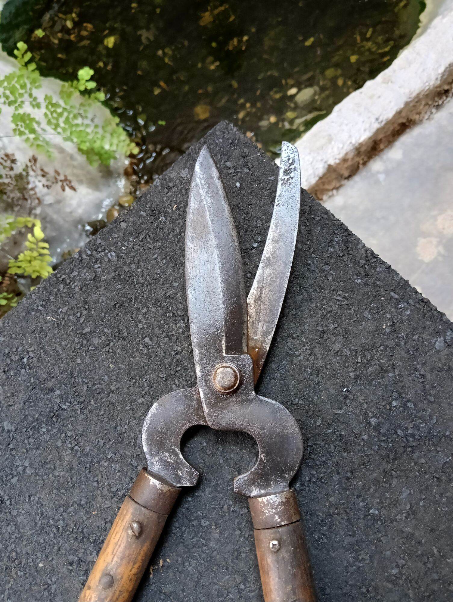 Kéo cắt cành lưỡi to hàng nhật bãi