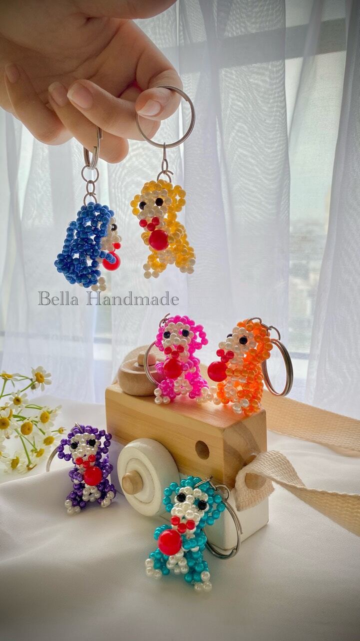 Móc khóa tuổi Thân kết cườm Handmade