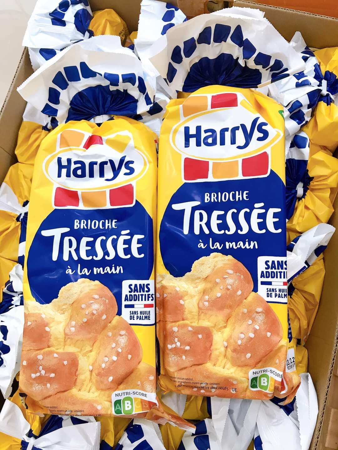 Combo 4 bánh mì hoa cúc Pháp Harrys 500g