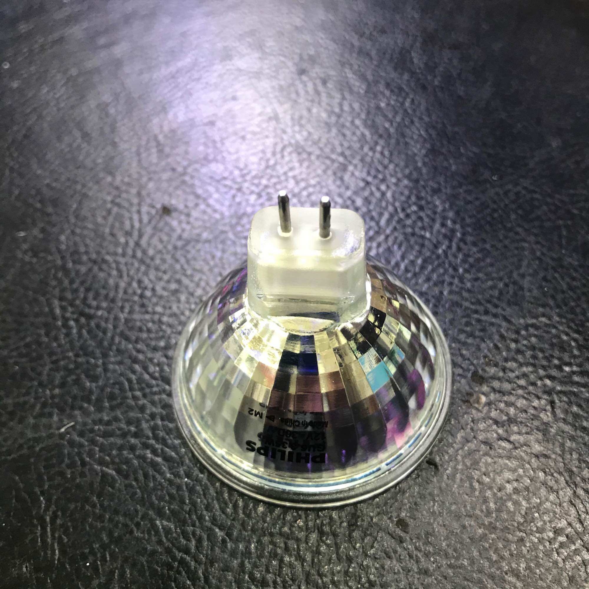 Bóng chén Halogen điện áp 12v đui ghim Mr16 [ Philips chính hãng]