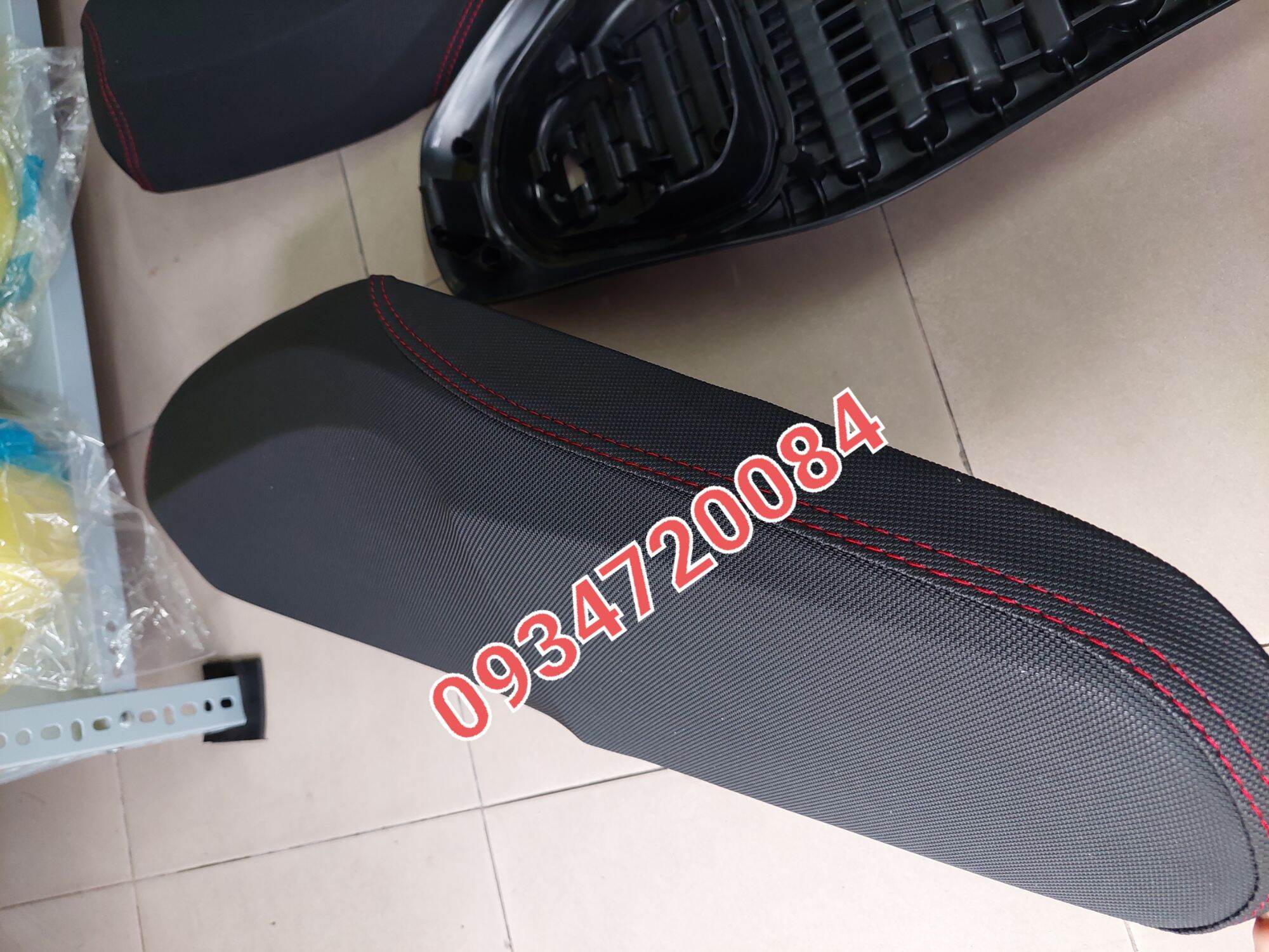 Yên xe Wave  A 110( đời 2017 đến 2023) độ 2 tầng- Mút trắng, Áo 4D may vành