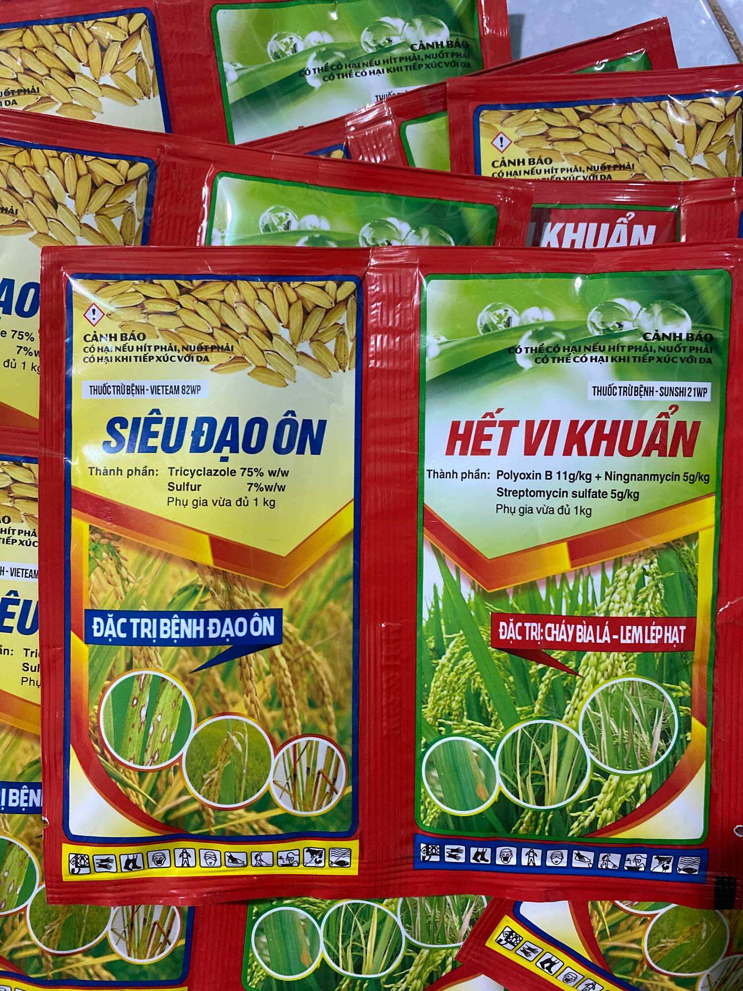 Trừ bệnh : Cặp khuẩn đỏ :Siêu Đạo Ôn -Hết Vi Khuẩn. 20g Đặc trị bệnh đạo ôn, cháy bìa lá, lem lép hạt. Cặp khuẩn đỏ…