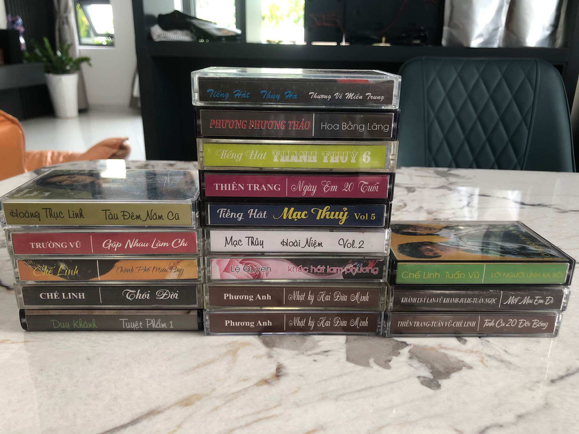 Băng cassette nhạc xưa sưu tầm