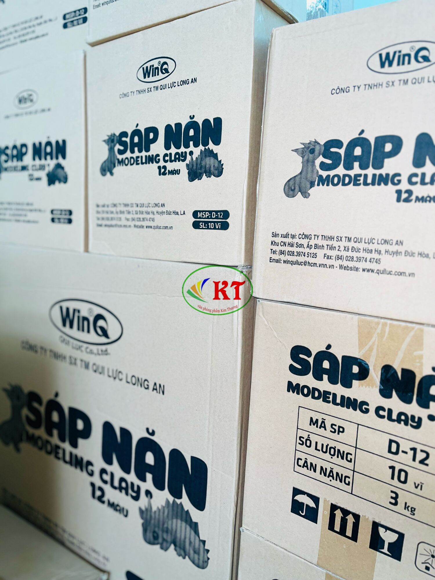 Đất nặn WinQ 12 màu kèm khuôn + cây lăn (mã: D-12)