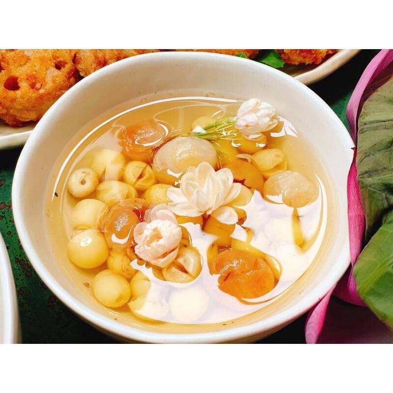 Set chè hạt sen long nhãn đường phèn 300gr(tặng táo đỏ )