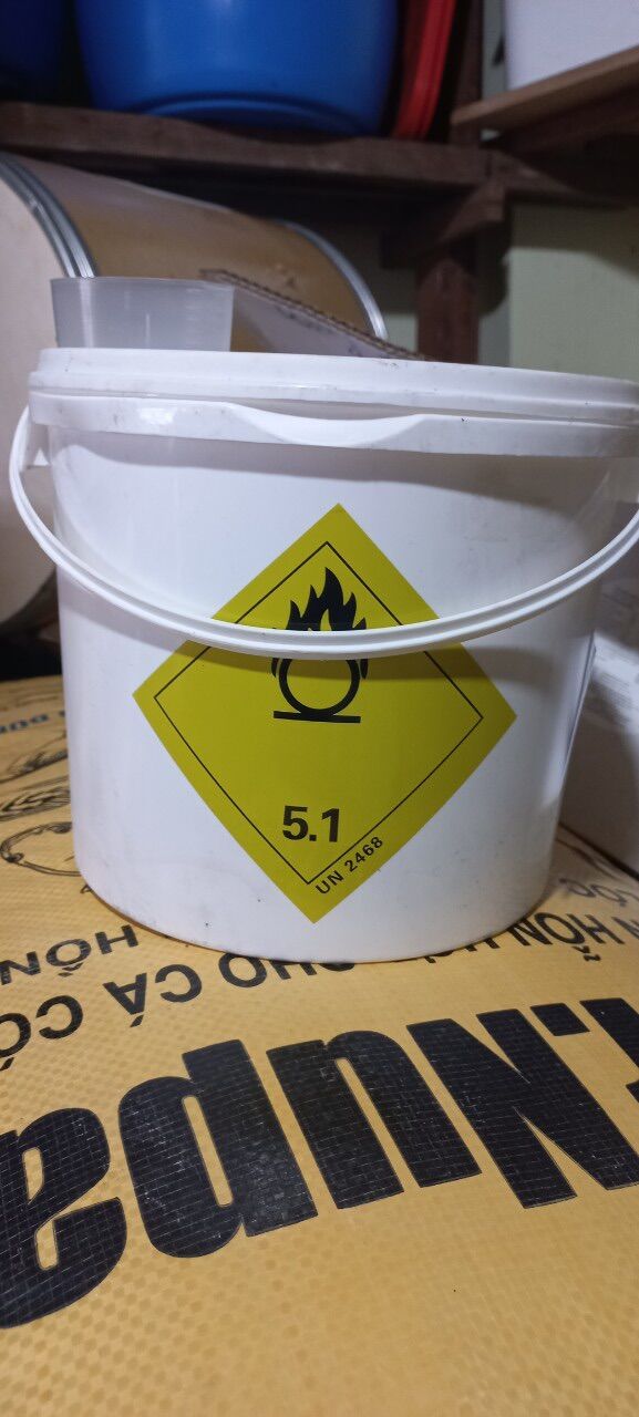 TCCA dạng viên, xô 5kg. Sát khuẩn ao nuôi