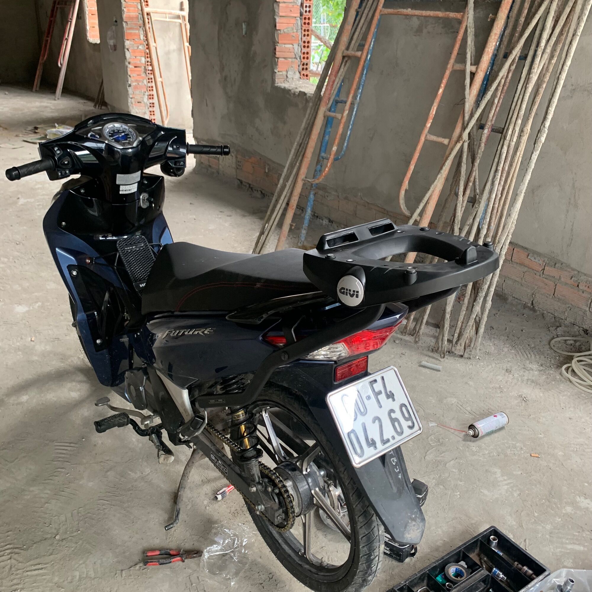 Baga Givi HRV cho xe Future Led 125, Wave 125