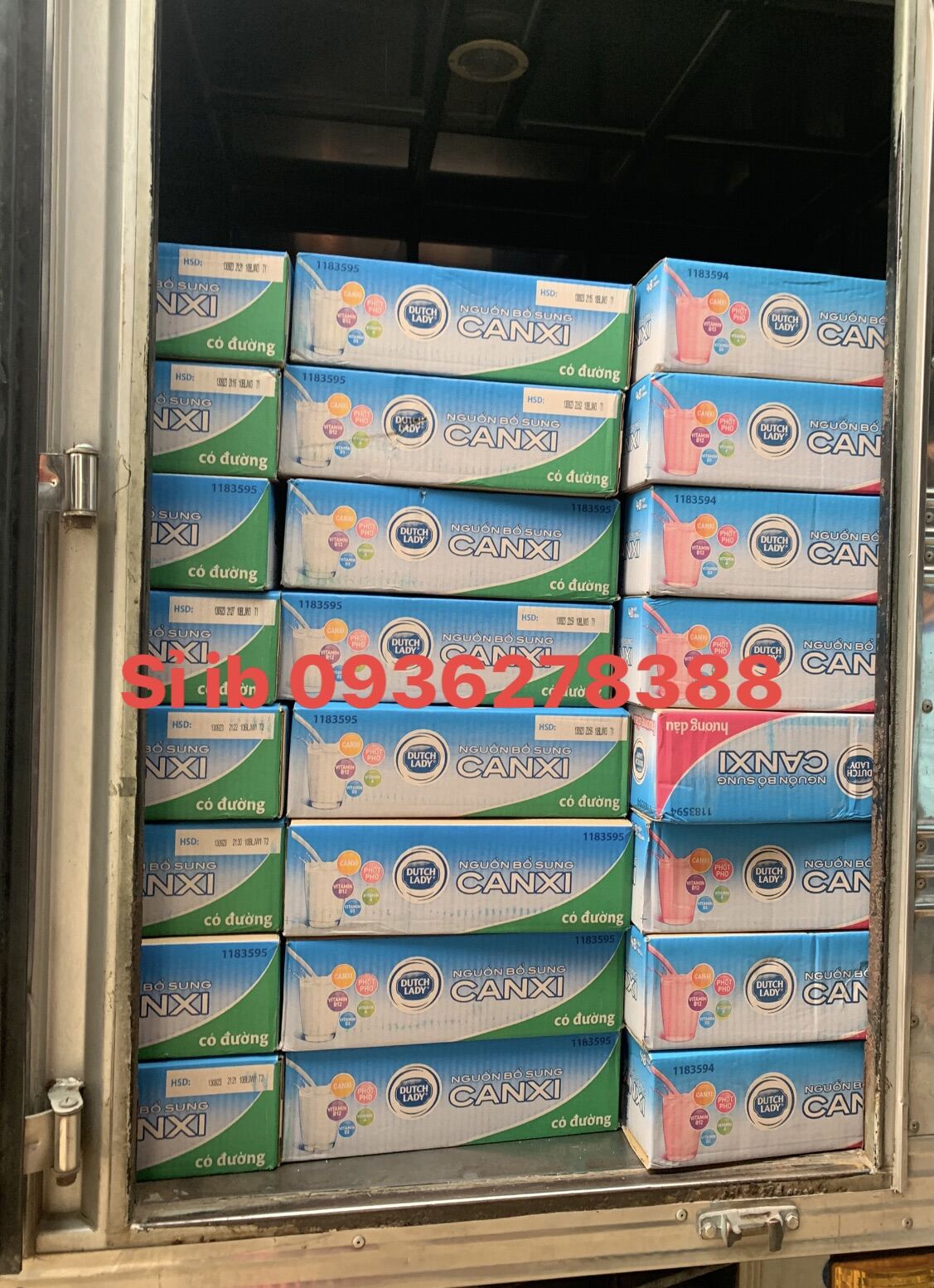 Thùng 48 hộp sữa cô gái Hà Lan canxi DâuDate t10 2023