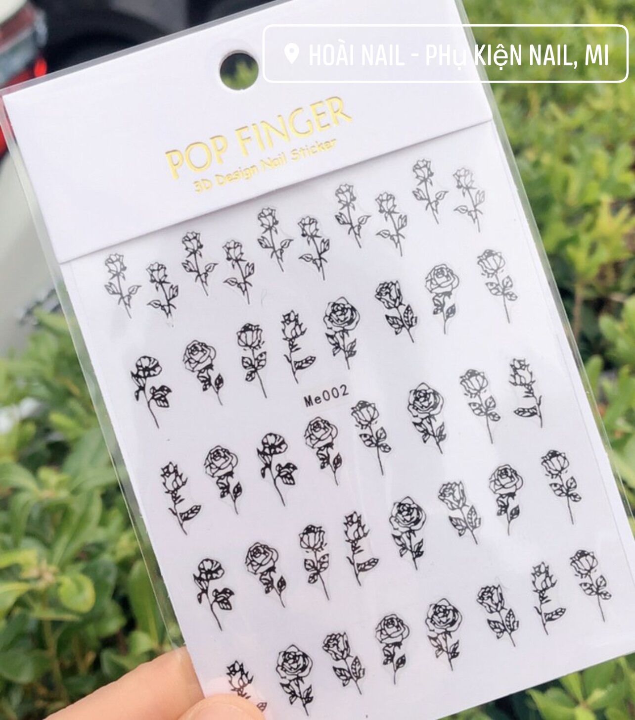 Sticker hoa hồng đen dán móng tay