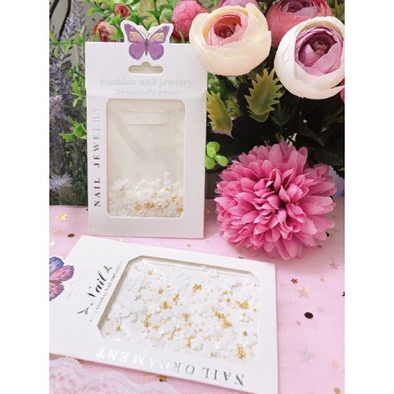 Hoa sứ nhí nail