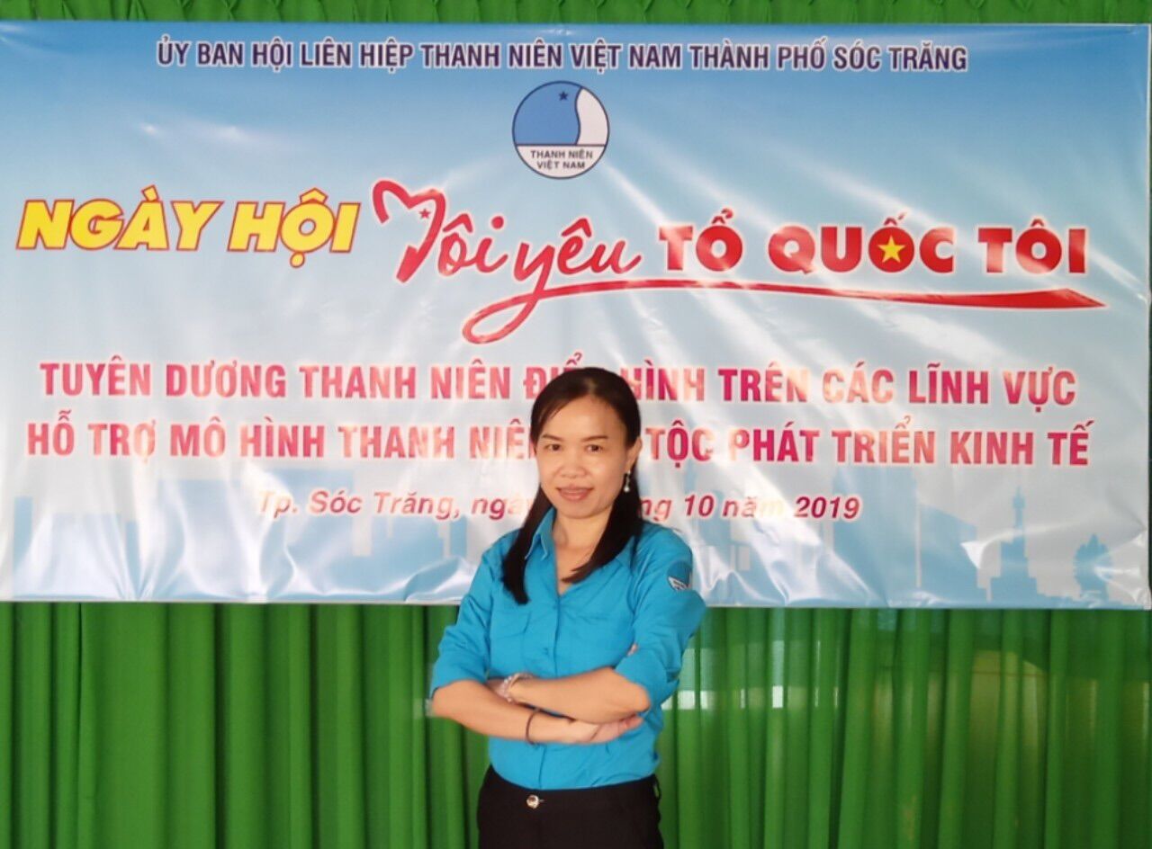 Áo sơmi Hội LHTN Việt Nam