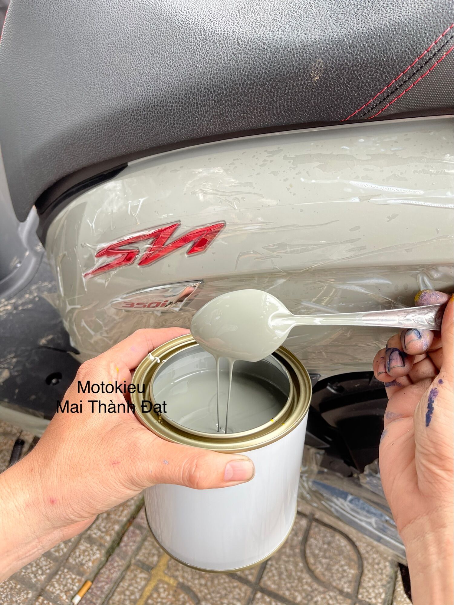 Sơn Màu Xám Xi Măng sh350i 2021 + Phale Ngũ Sắc ( sơn oto, xe máy )đóng gói tùy chọn