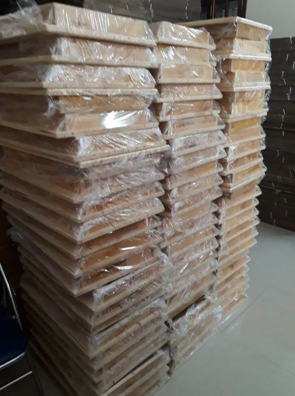 BÀN GỖ XẾP CHÂN THANG KIỂU NHẬT
