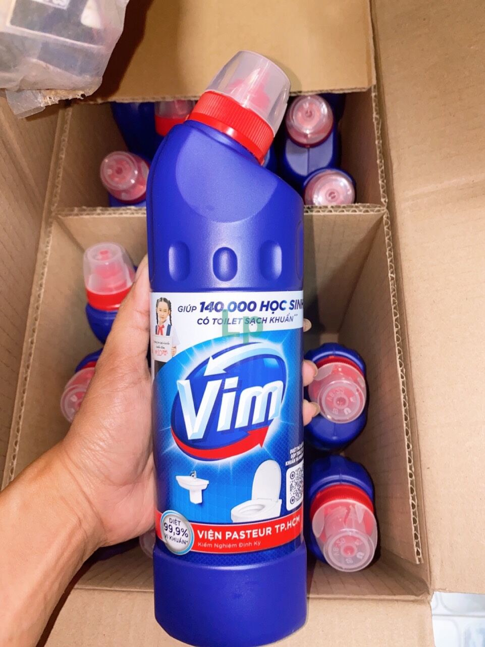 Combo 2 chai vim tẩy vệ sinh nhà tắm 450ml or 1 chai 880ml